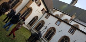 Abtei Mariawald innerhalb des Kreuzganges
